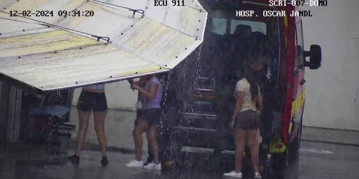 Nueve afectados tras caída de aeronave en Galápagos