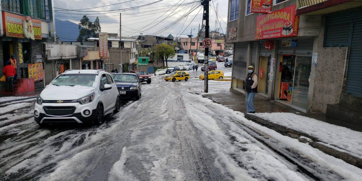 Se registraron fuertes lluvias en Quito y hay alerta de tormentas eléctricas