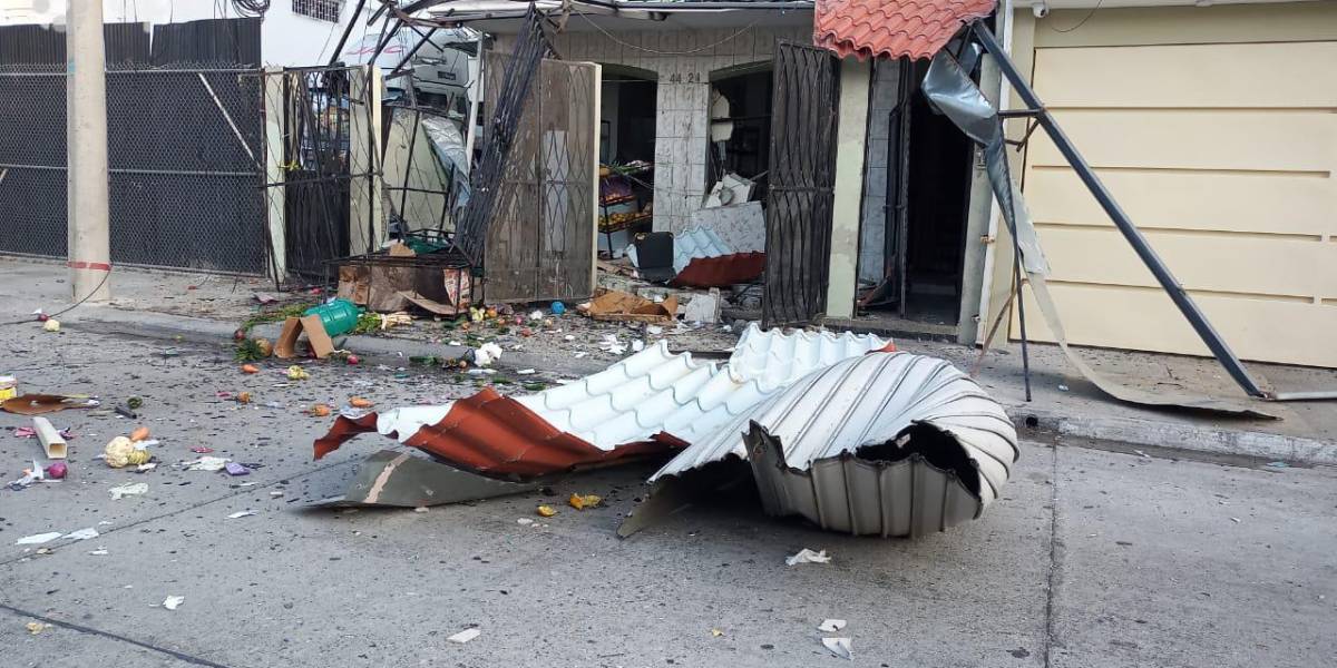 Fuerte explosión deja varias casas afectadas en la Garzota, norte de Guayaquil