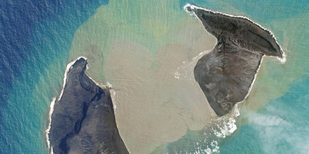 Tonga presenta un paisaje lunar por la ceniza tras la erupción del volcán submarino
