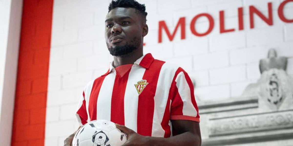 El ecuatoriano Jordy Caicedo renovó con el Sporting de Gijón