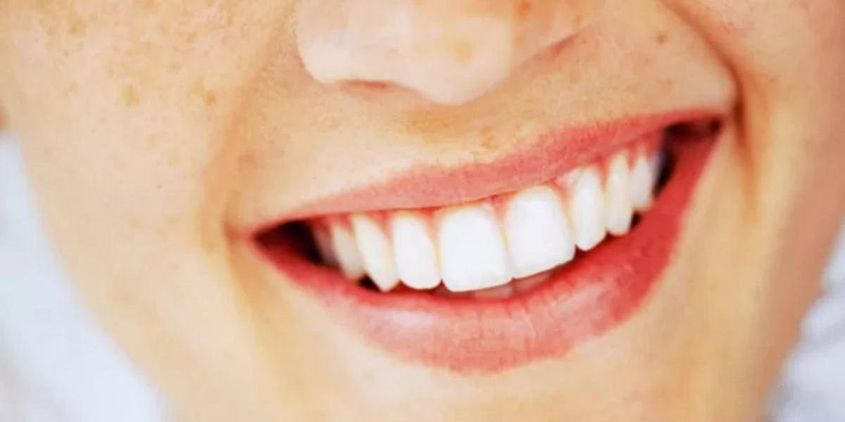 La periodontitis puede afectar seriamente tu salud mucho más allá de tu boca