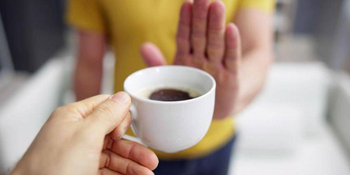 ¿Qué sucede cuando reducimos o dejamos de consumir cafeína?