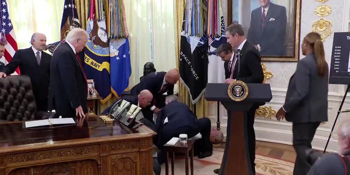 EE. UU.: Un hombre se desmaya en el Despacho Oval durante una rueda de prensa de Trump