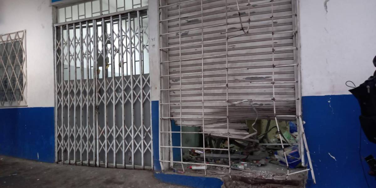 Un centro médico fue atacado con explosivos en Guayaquil