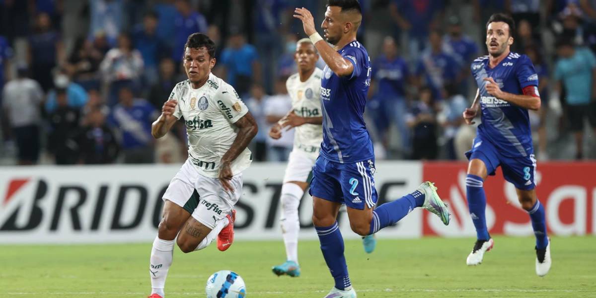 El bicampeón Palmeiras, ya clasificado, recibe a un presionado Emelec