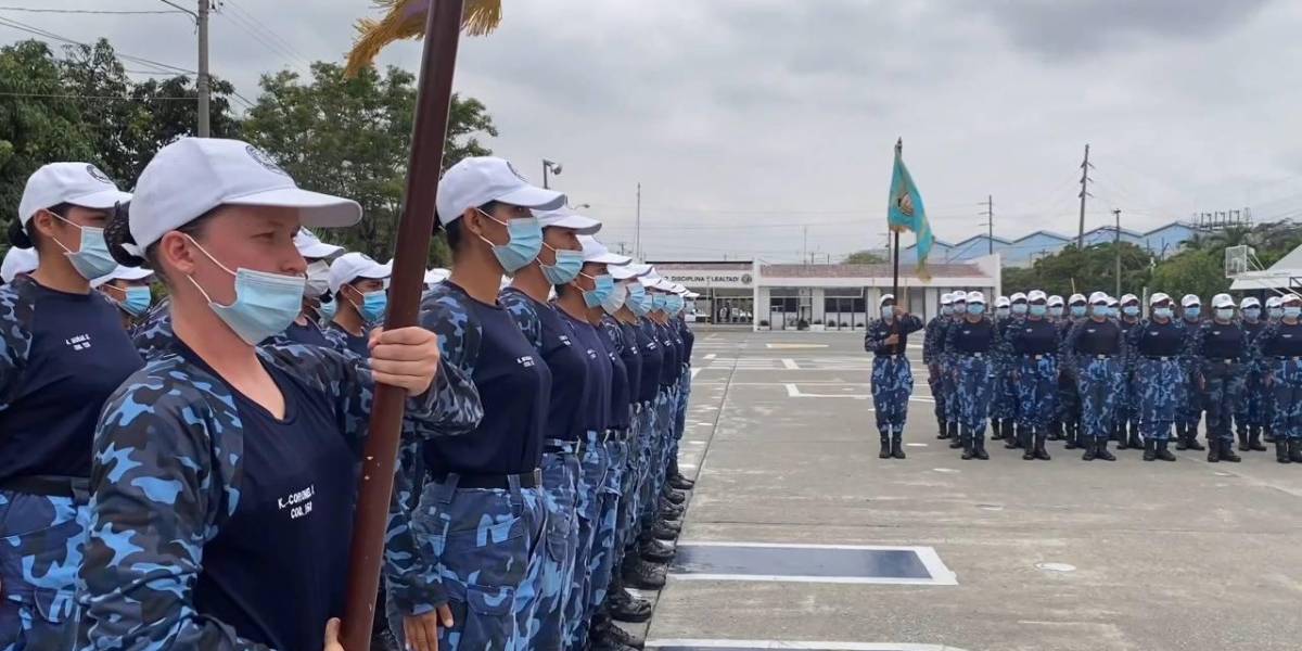 Familiares de 1.400 aspirantes a la CTE se sienten estafados