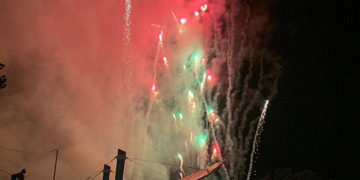 Galápagos: Ministerio de Ambiente investiga el uso de pirotecnia sonora en Santa Cruz