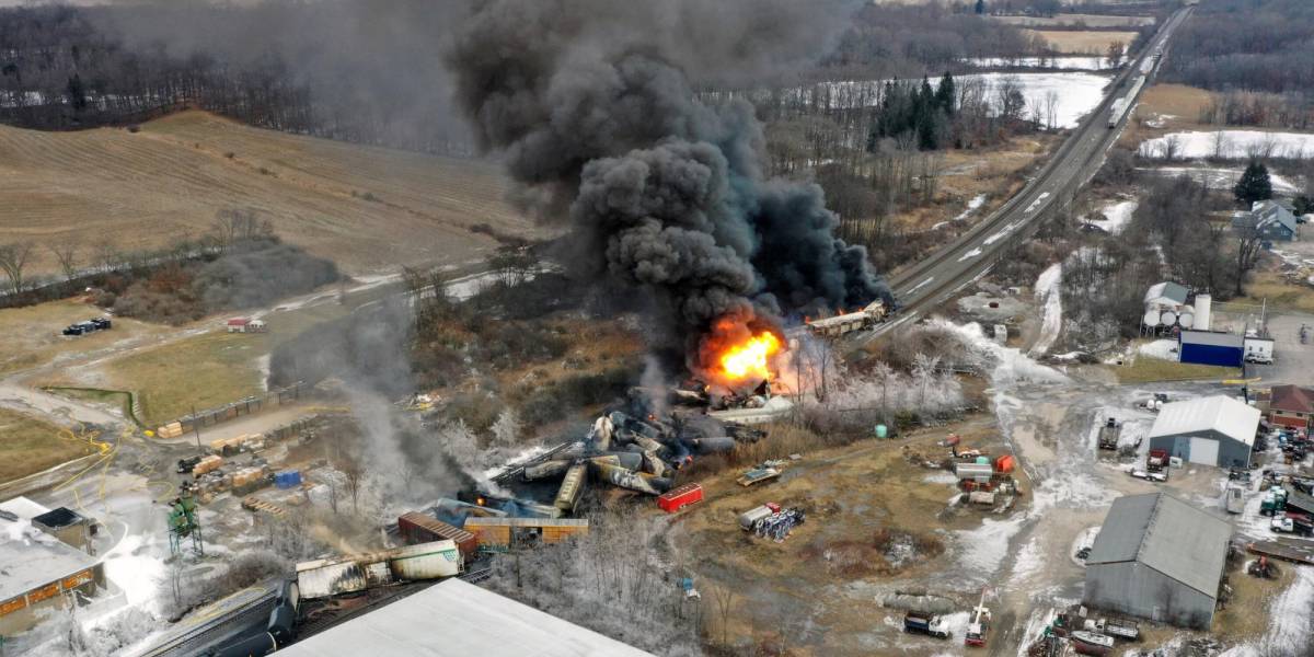 Estados Unidos: los detalles del derrame de sustancias tóxicas en Ohio tras el descarrilamiento de un tren hace trece días