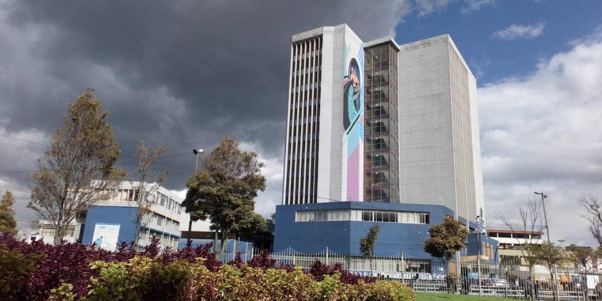 La Senescyt amplía el plazo de postulación a las universidades públicas