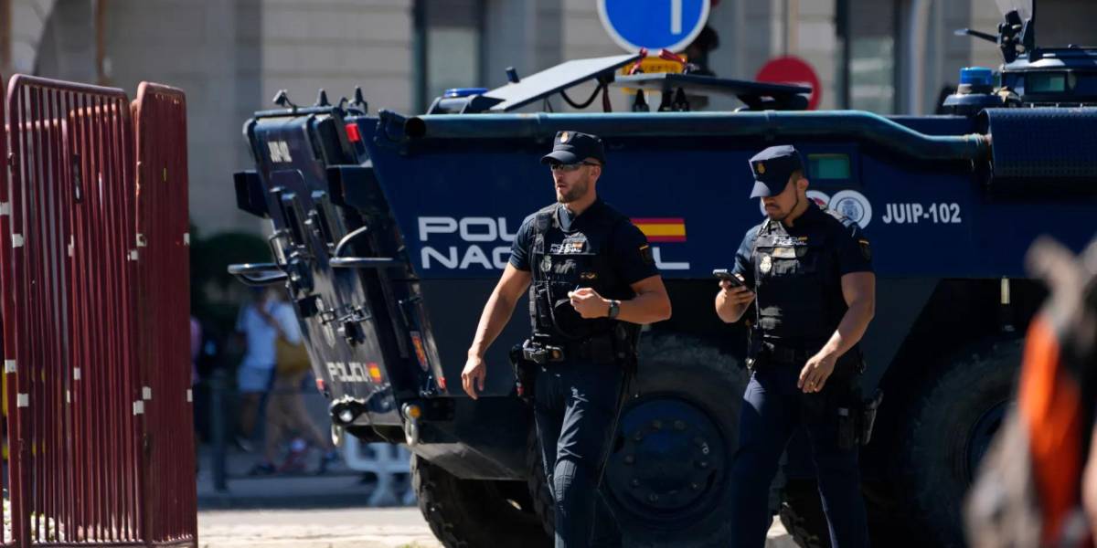 Un quirófano clandestino en Madrid que realizaba cirugías ilegales fue desmantelado