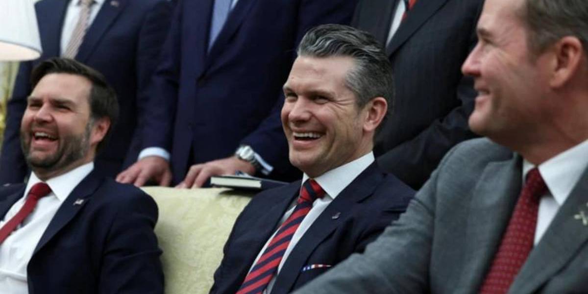 Europa patética y otras 4 revelaciones del chat del gabinete de Trump en el que añadieron a un periodista sin darse cuenta