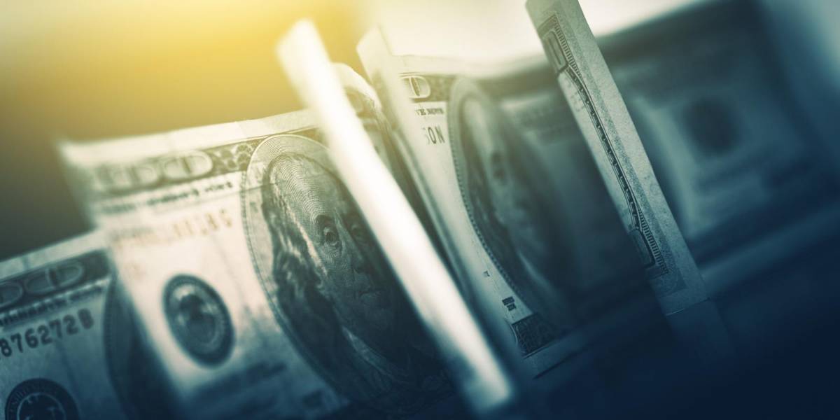 El Riesgo país de Ecuador se redujo 64 puntos luego de las elecciones anticipadas