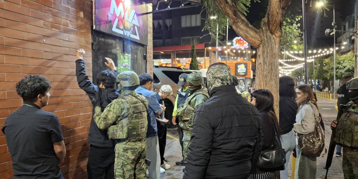 Quito: tres locales fueron clausurados en La Mariscal por problemas de permisos y licencias