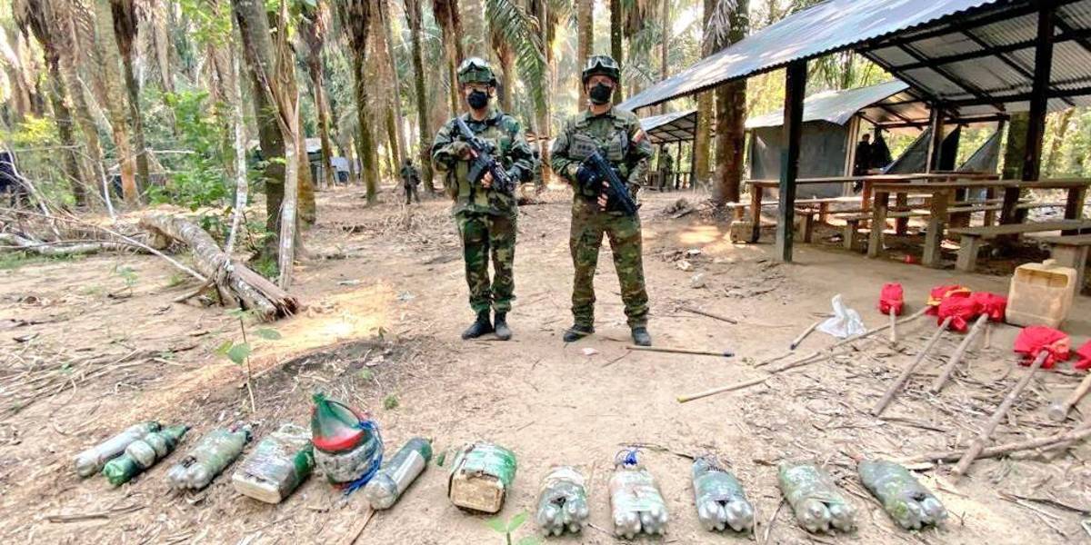 Fuerzas Armadas venezolana desactiva miles de explosivos en frontera con Colombia
