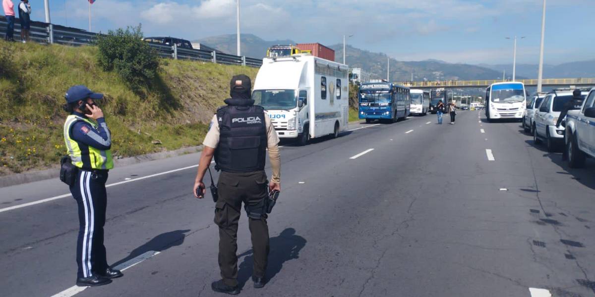 Aeropuerto de Quito: habilitan la Ruta Viva en ambos sentidos