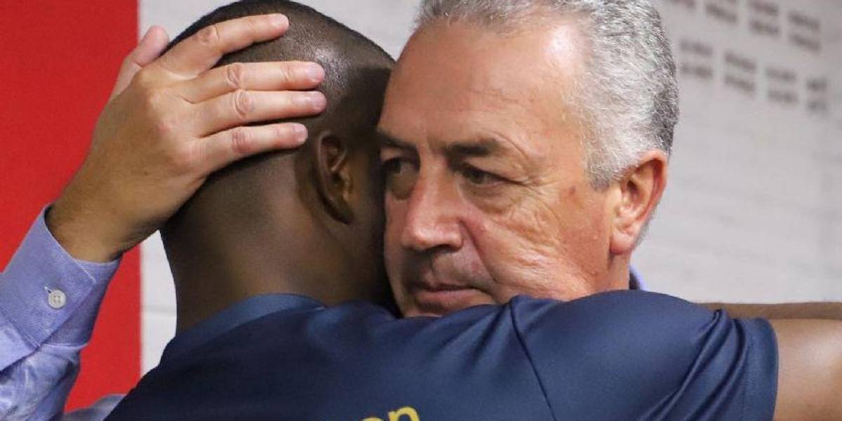 Gustavo Alfaro tiene el reto más importante de su vida con Ecuador, aseguran desde la FEF