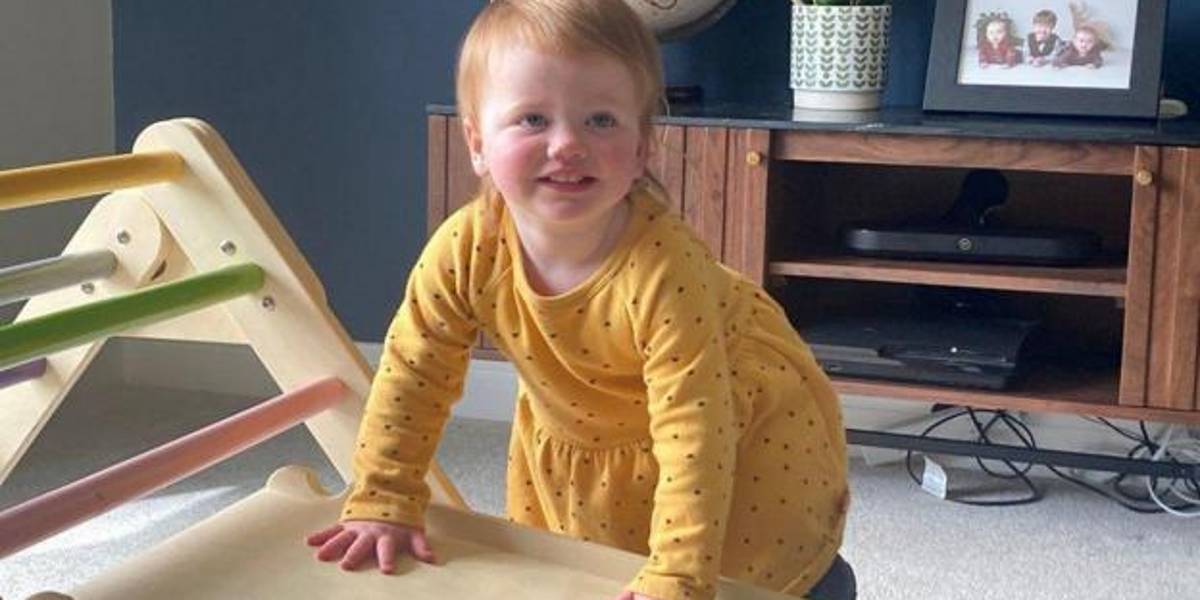 ¿Cómo es la revolucionaria terapia genética que logró devolverle la audición a una bebé en Reino Unido?