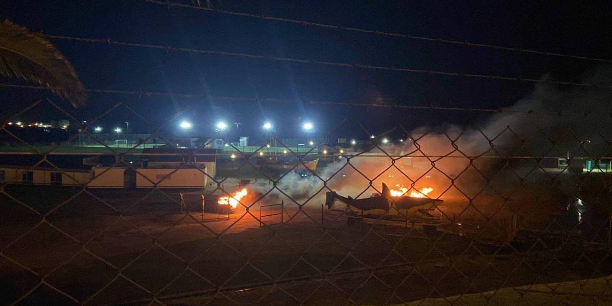 Incendian vehículos de jugadores de equipo argentino