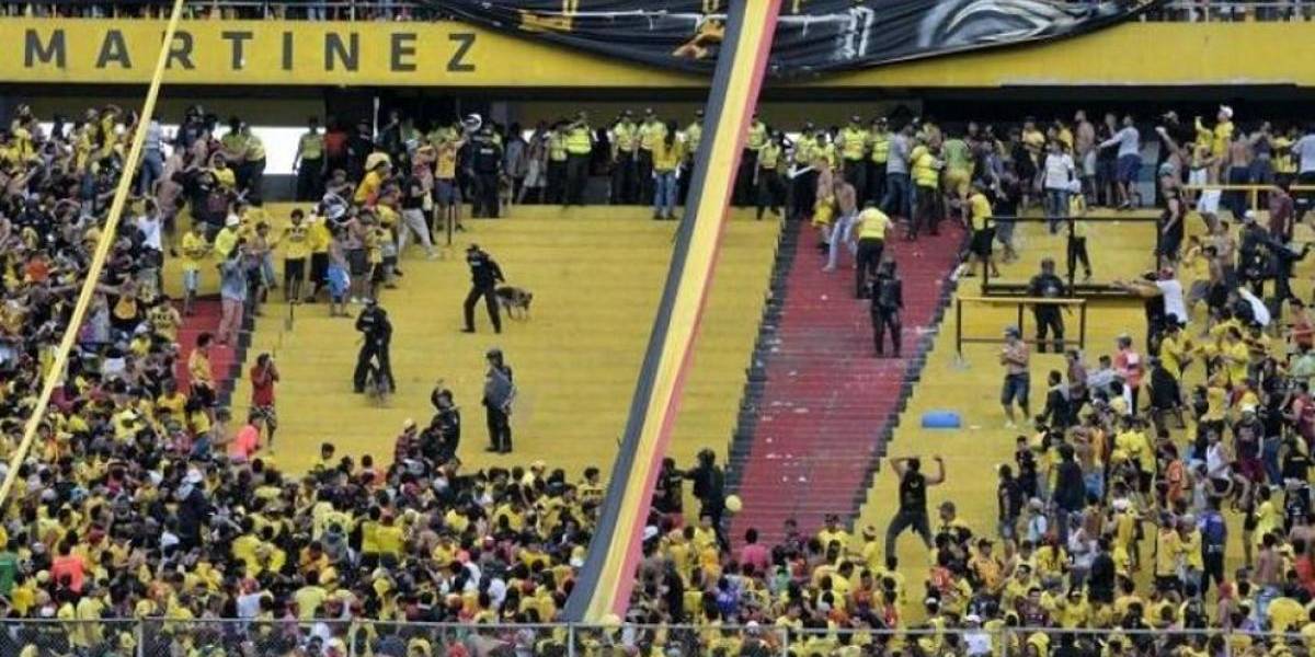 Clásico del Astillero: violentos incidentes durante el partido