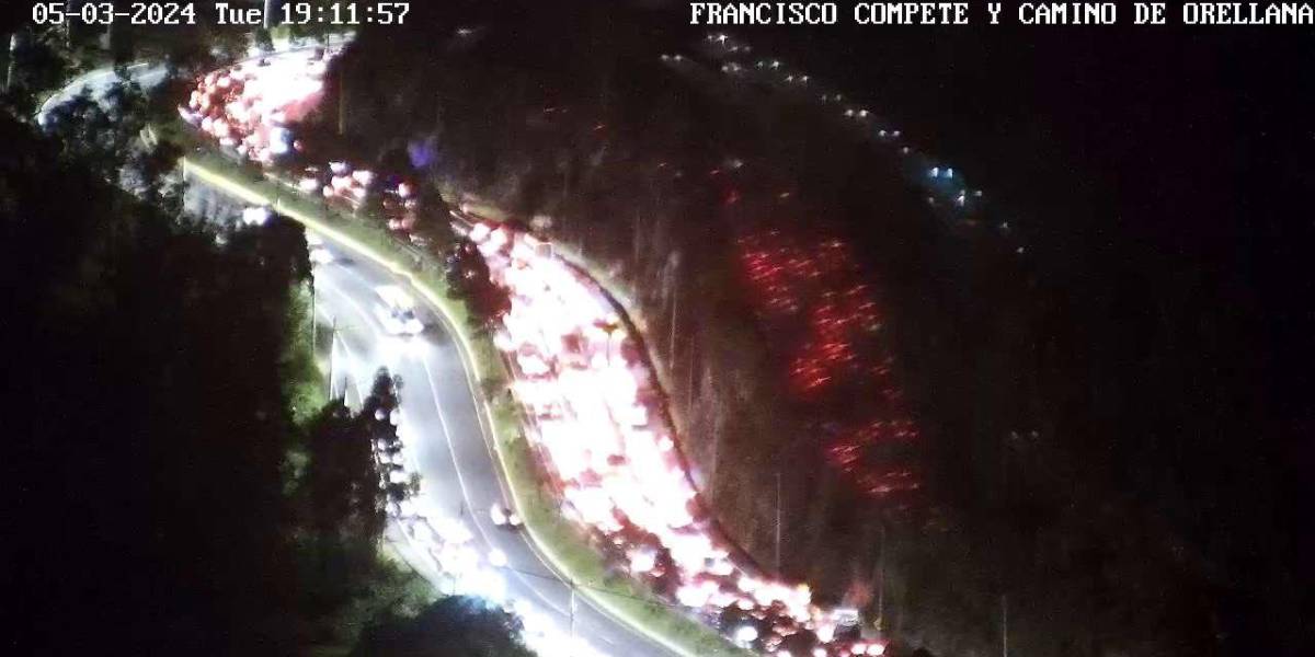 Quito: un motociclista falleció en siniestro de tránsito en la avenida Simón Bolívar