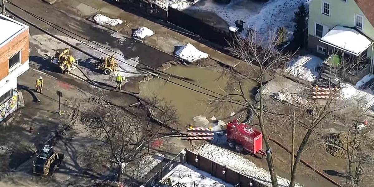 300 personas abandonaron sus hogares luego de la ruptura de una tubería en Detroit