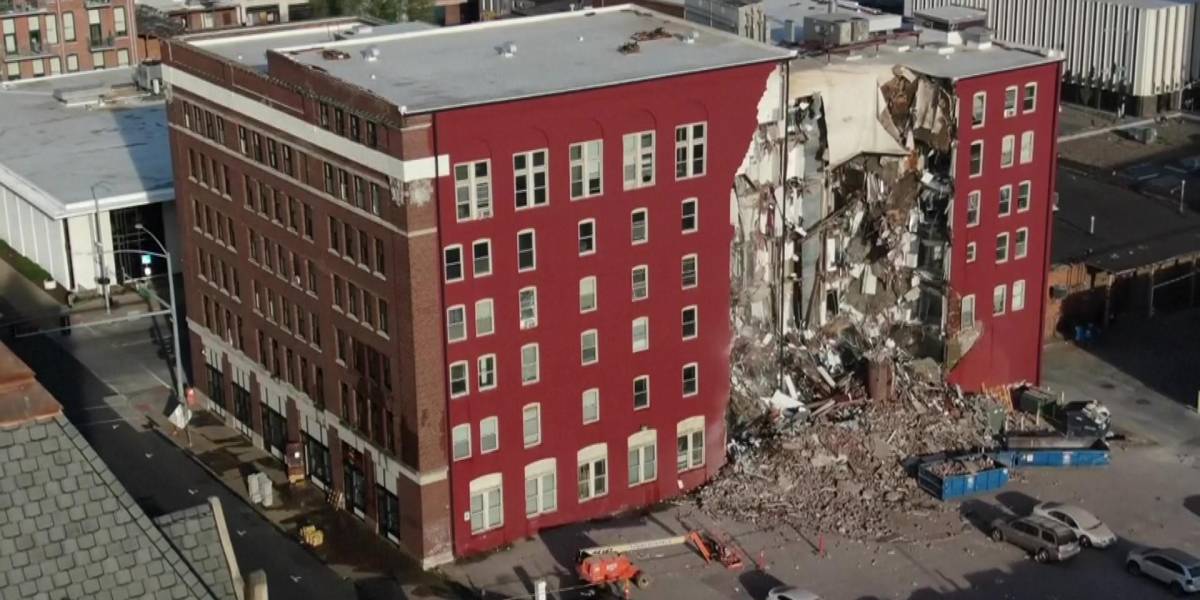 Un edificio residencial se derrumbó en Estados Unidos dejando varios desaparecidos