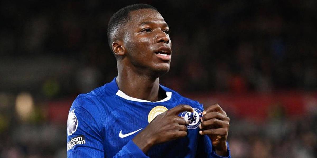 Exjugador del Chelsea criticó a Moisés Caicedo por su expulsión ante el Arsenal