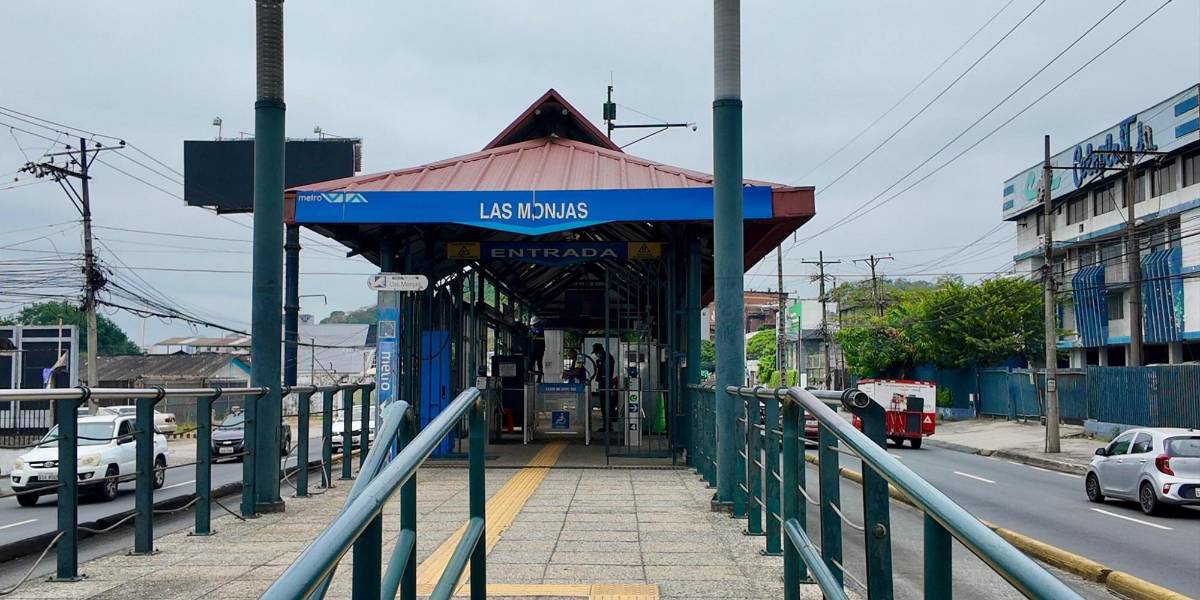 El carril de Metrovía será compartido en la av. Carlos Julio Arosemena, avisa la ATM