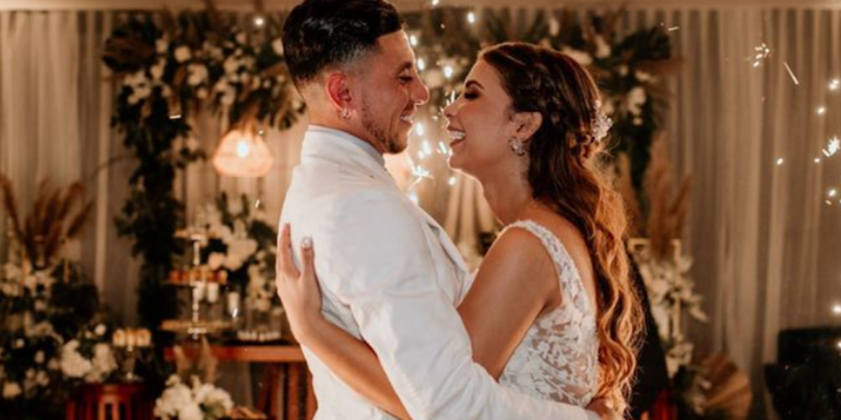 El emotivo mensaje de Kristy Alvarado, esposa de Joao Rojas, sobre la evolución de su fractura