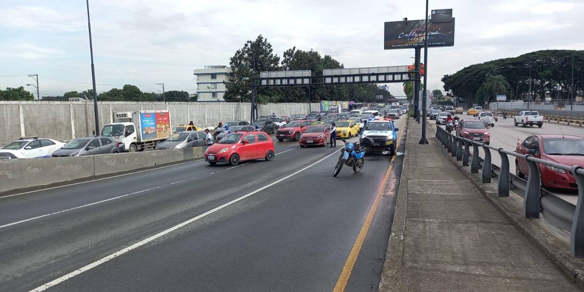 A esta hora se cerrará el puente de la Av. Pedro Menéndez Gilbert, hoy 28 de abril