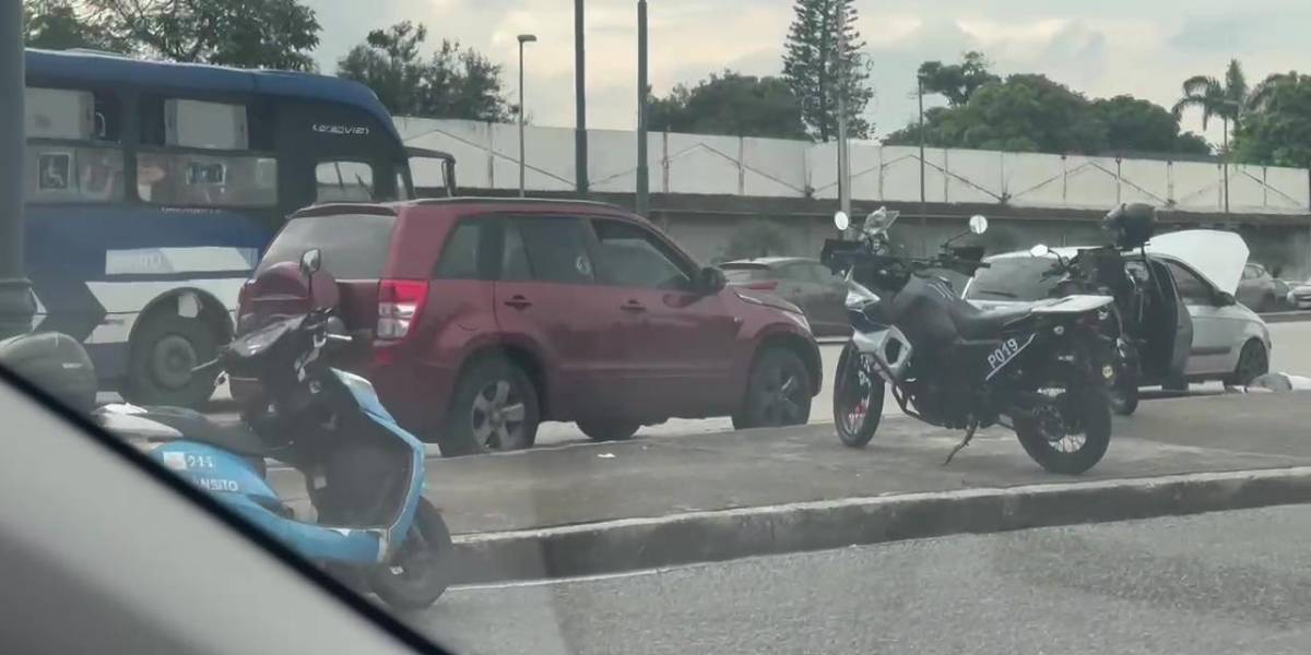 Balacera en Guayaquil | Tres hombres fueron asesinados en la salida del túnel del cerro Santa Ana