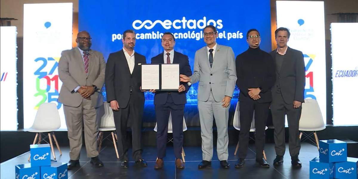 Ecuador firmó un acuerdo de transformación digital con Google: estos son los puntos claves