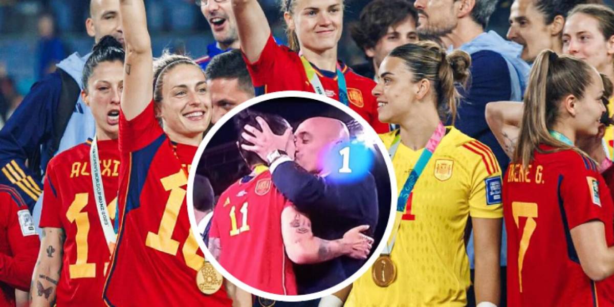 El presidente de la Federación Española se disculpa tras besar en la boca a la jugadora Jenni Hermoso