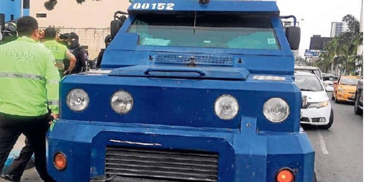 Portoviejo: frustran intento de robo a blindado y deja a uno de los delincuentes heridos