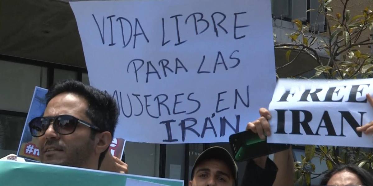 Protestas en Irán a favor de las mujeres se hacen sentir en Ecuador
