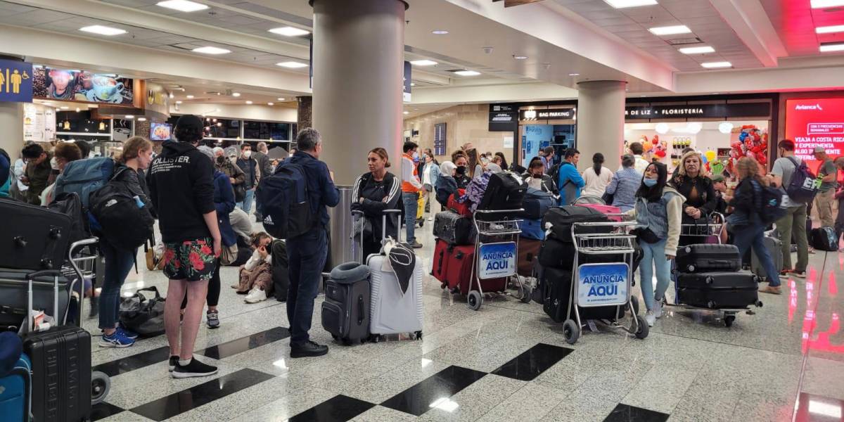 Paro nacional: al menos 12 vuelos cancelados en el aeropuerto de Quito