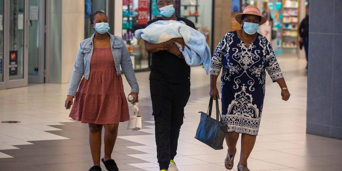 Sudáfrica entra en su cuarta ola de la covid-19 impulsada por ómicron