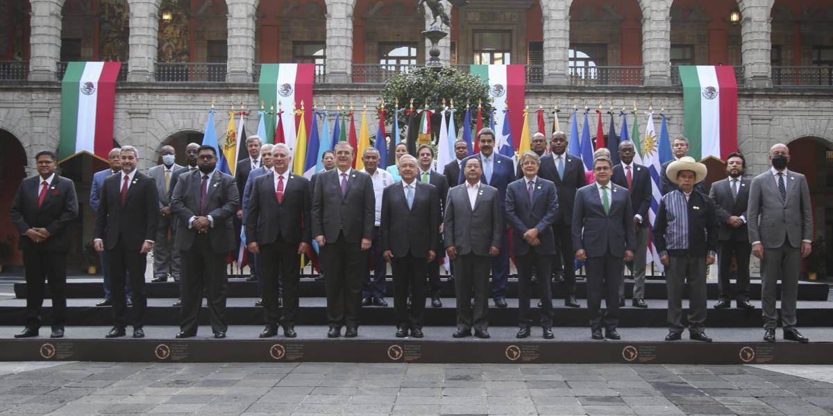 Críticas a OEA y a presencia de Maduro marcan cumbre CELAC