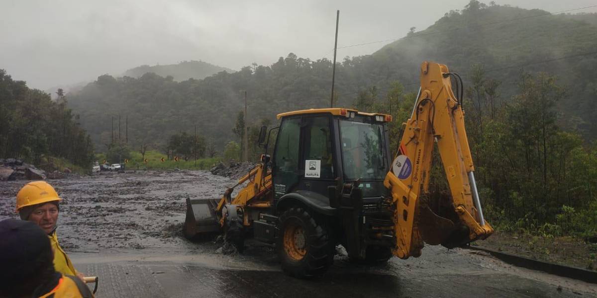 La vía Baeza-Tena está cerrada a la altura del sector Lodos Negros