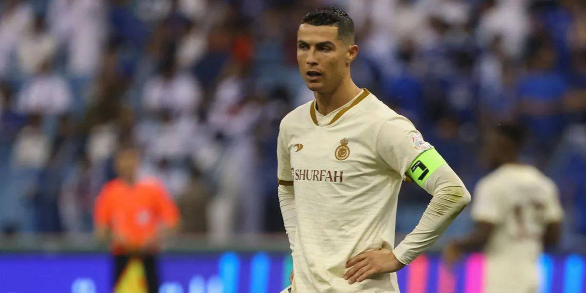 Saudíes piden deportación de CR7 por agarrarse los genitales ante el público