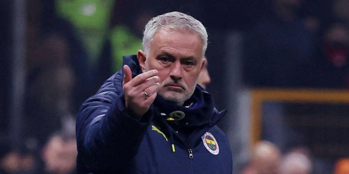 El Galatasaray demanda a Mourinho por supuesto racismo