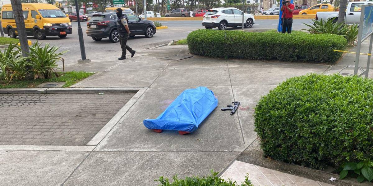 Un sicario es asesinado afuera de una ciudadela de la vía a Salitre, en Guayas