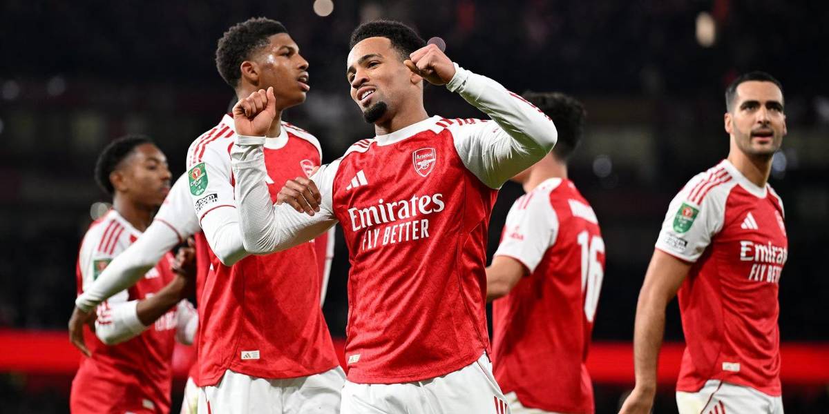 El Arsenal de Piero Hincapié sella el mes de octubre sin recibir ningún gol