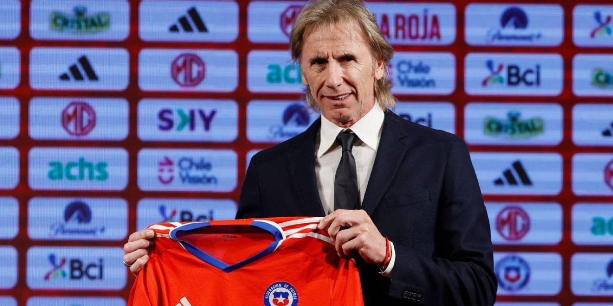 Ricardo Gareca podría salir de Chile tras el partido en Bolivia