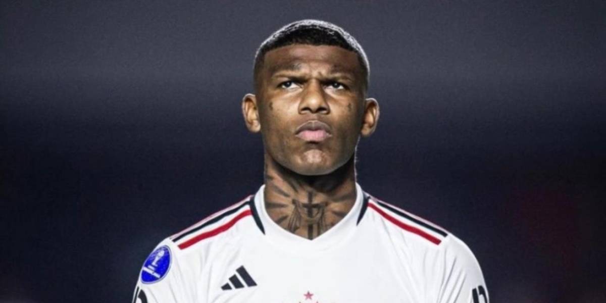 Robert Arboleda saldría del Sao Paulo y fue ofrecido al Cruzeiro