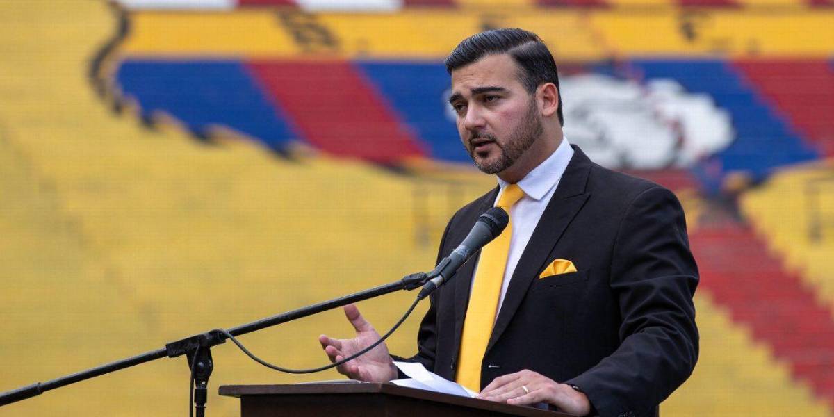 Antonio Álvarez ya fue inscrito como presidente de Barcelona SC por el Ministerio de Deporte