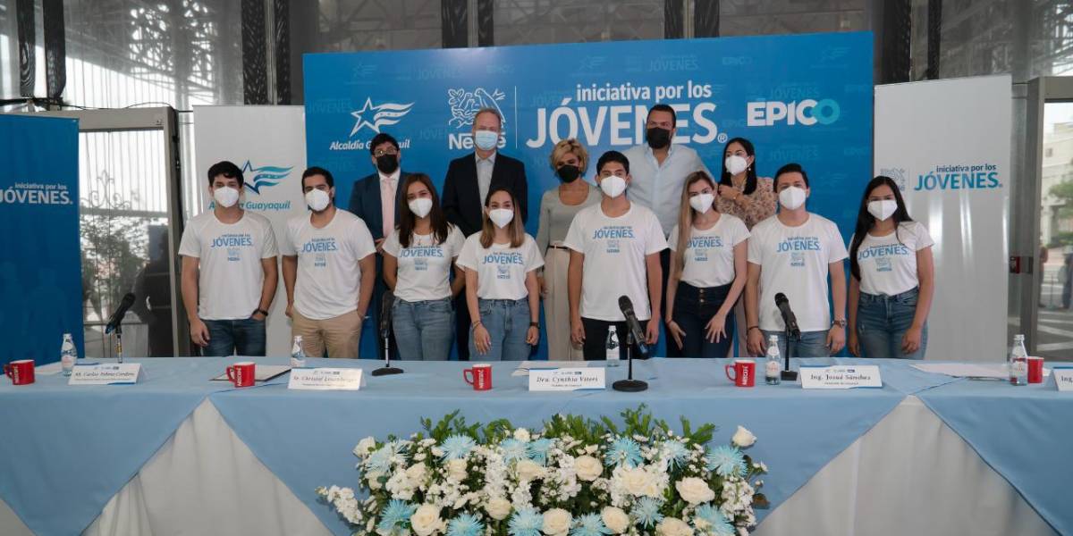 Alcaldía de Guayaquil firma convenio público-privado para generar trabajo joven