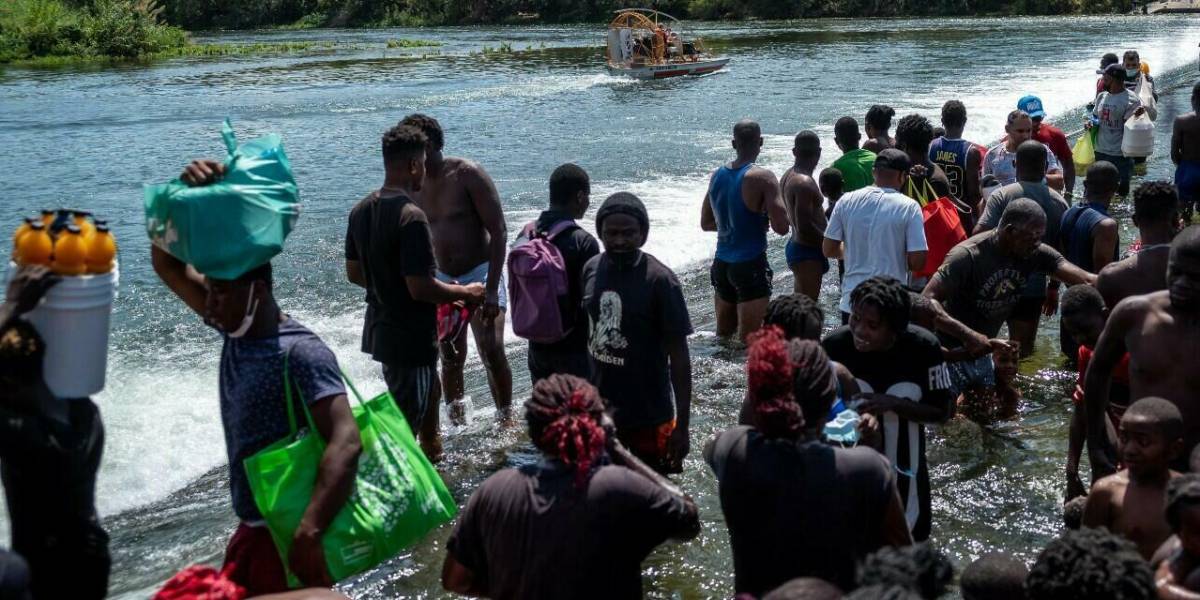 Expertos de la ONU condenan la sistemática deportación de haitianos en EEUU
