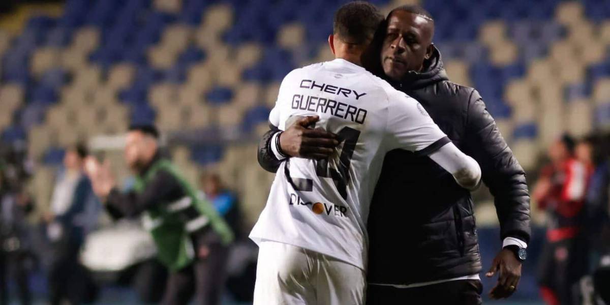 Carlos Gruezo y una dura crítica: Si eres entrenador y gloria del club tienes que quedarte callado y trabajar